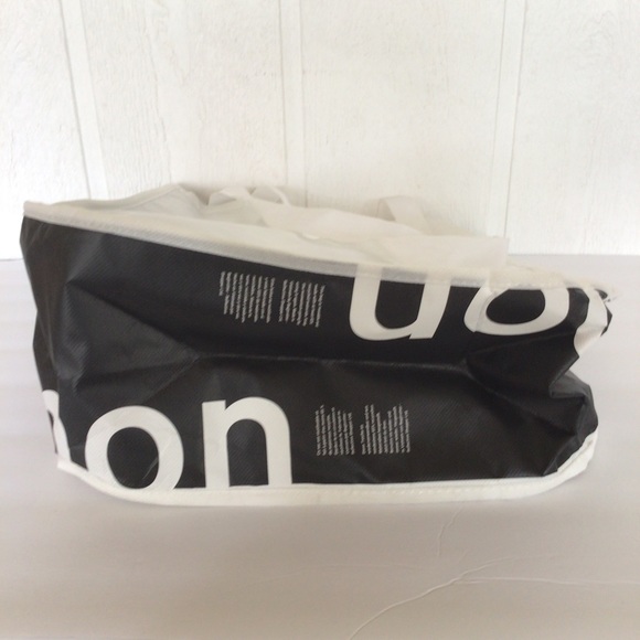 LULULEMON LARGE REUSABLE BLACK AND WHITE TOTE BAG - Picture 6 of 10